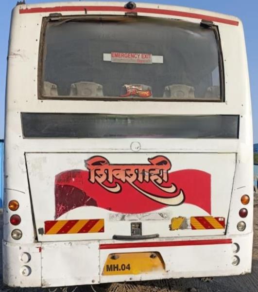 Tata LPO 1618 image 3