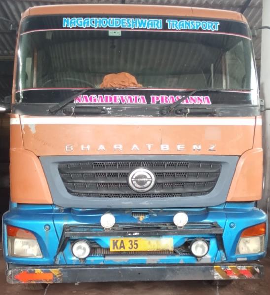 BharatBenz 3123 image 2