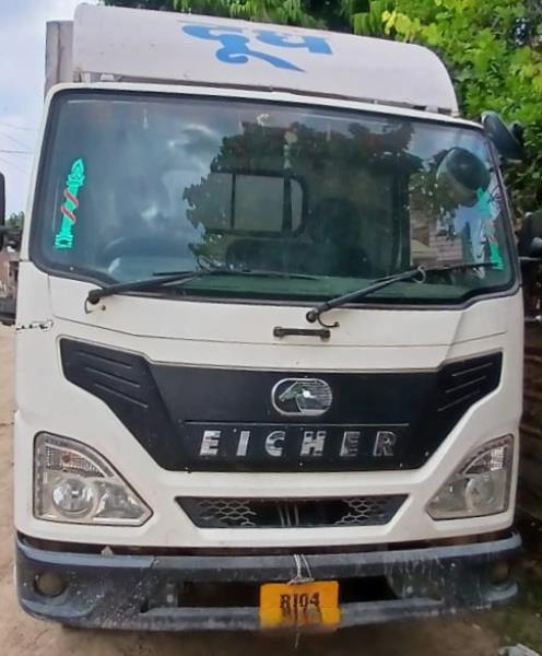 Eicher 2049