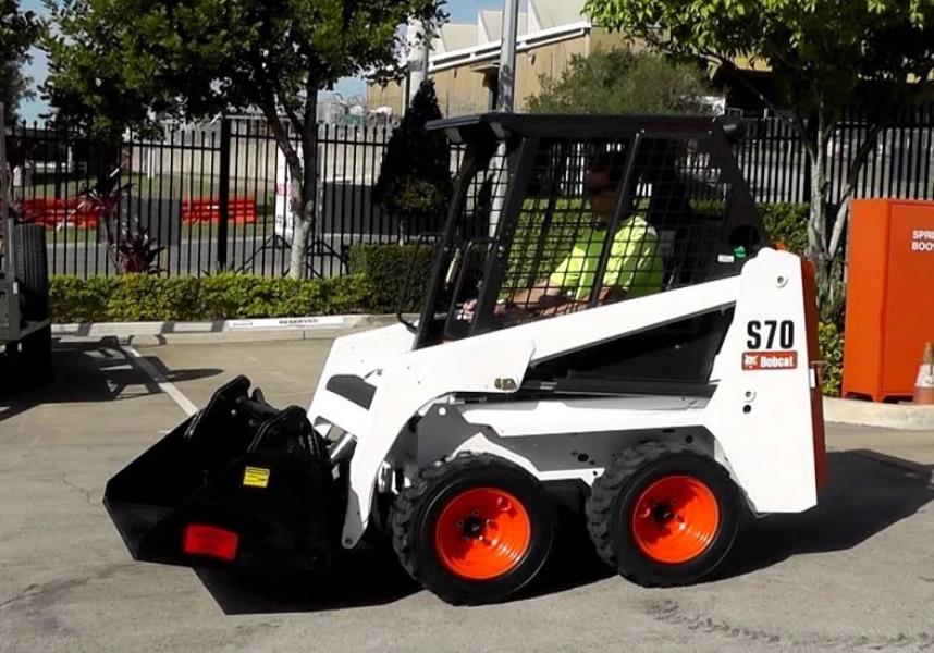 BOBCAT S70