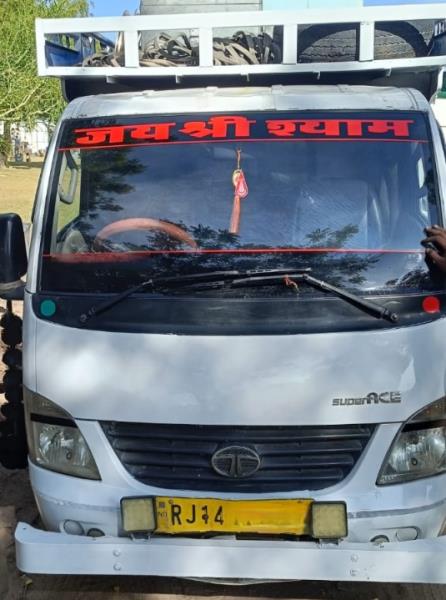 Tata Super Ace
