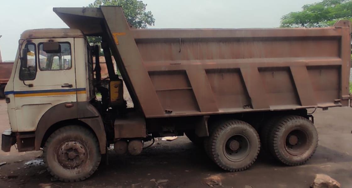 Tata 2523 image 2