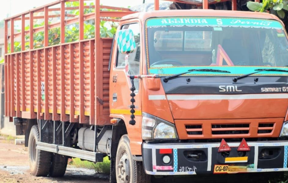 SML Isuzu Samrat