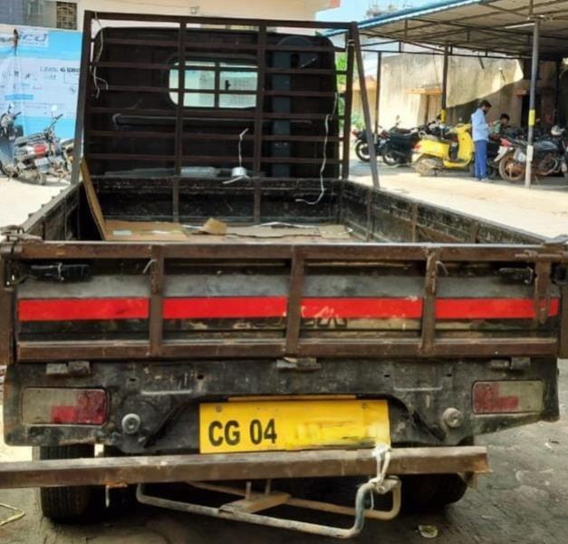 Tata Mega XL image 4