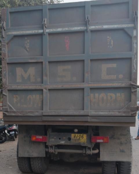 Tata 2523 image 3