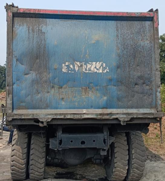 Ashok Leyland 3525 image 3