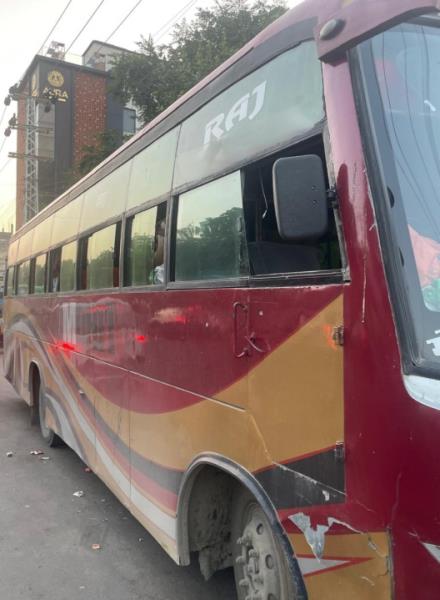 Tata LP 1512 image 2
