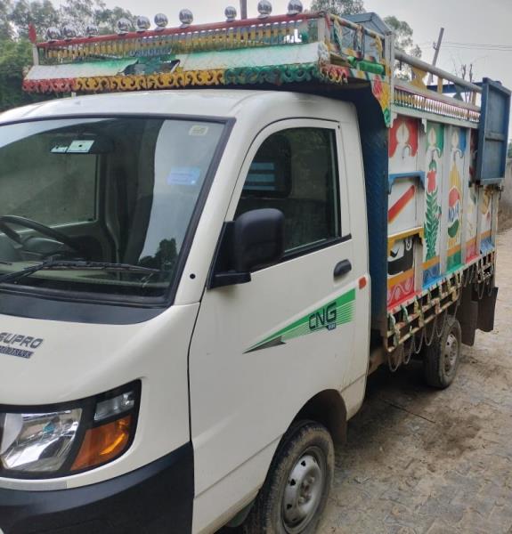 Mahindra Supro Maxi Truck
