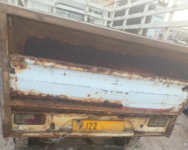 Tata Mega XL image 3
