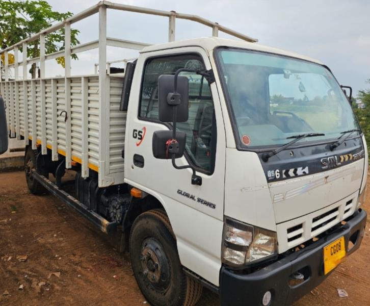SML Isuzu Sartaj