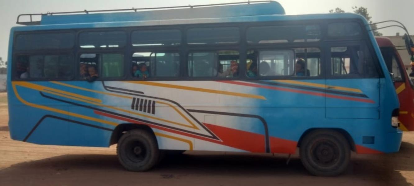 Tata LP 410 image 2