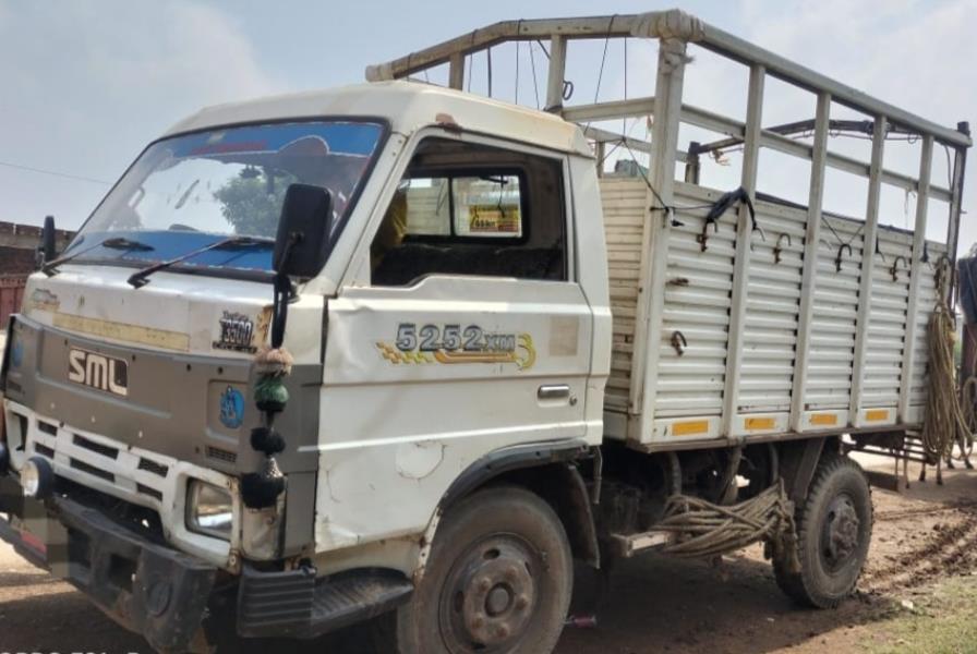 SML Isuzu Sartaj