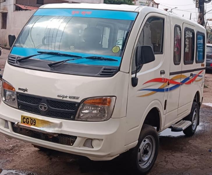 Tata Magic Express