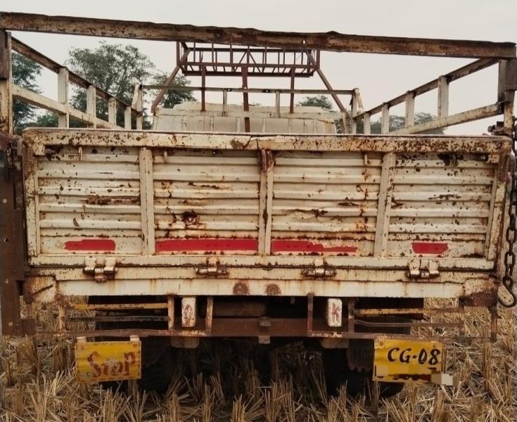 SML Isuzu Prestige image 3