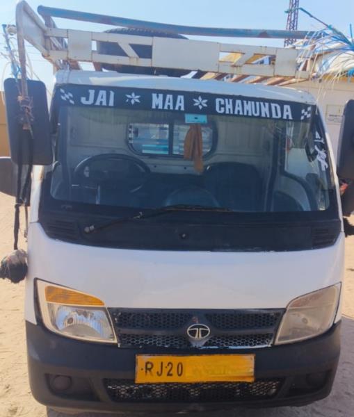 Tata Mega XL image 2