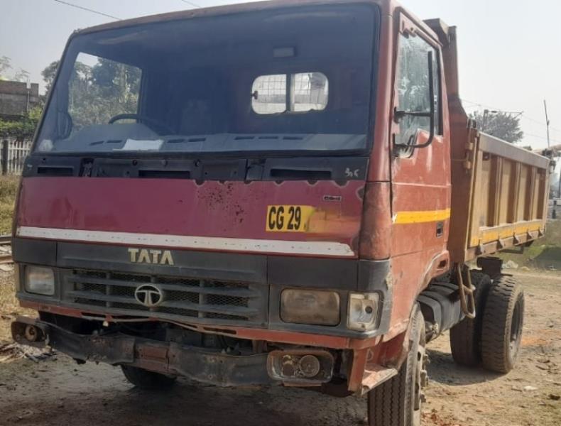 Tata 912