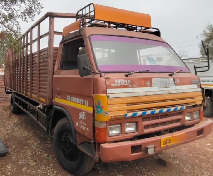 SML Isuzu Samrat image 3