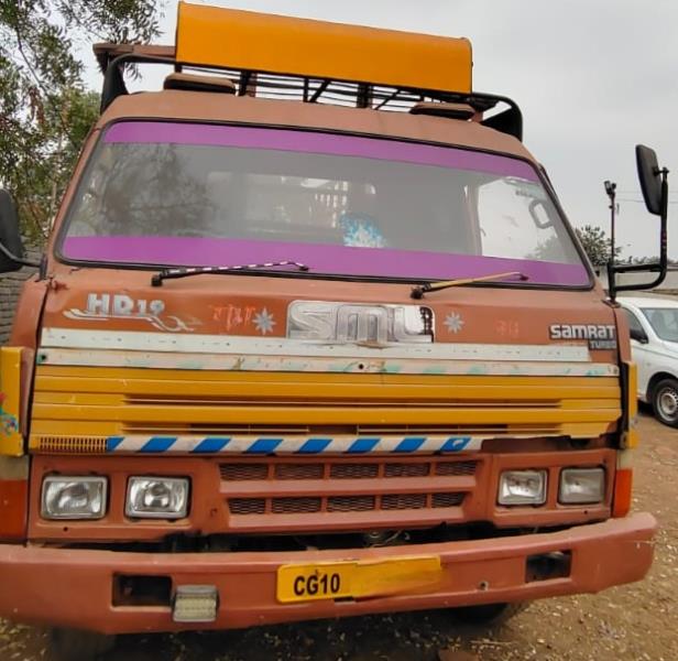 SML Isuzu Samrat image 2