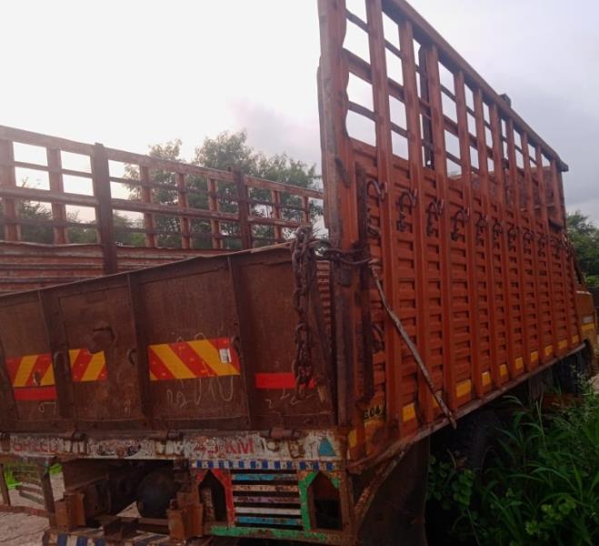 SML Isuzu Samrat image 2