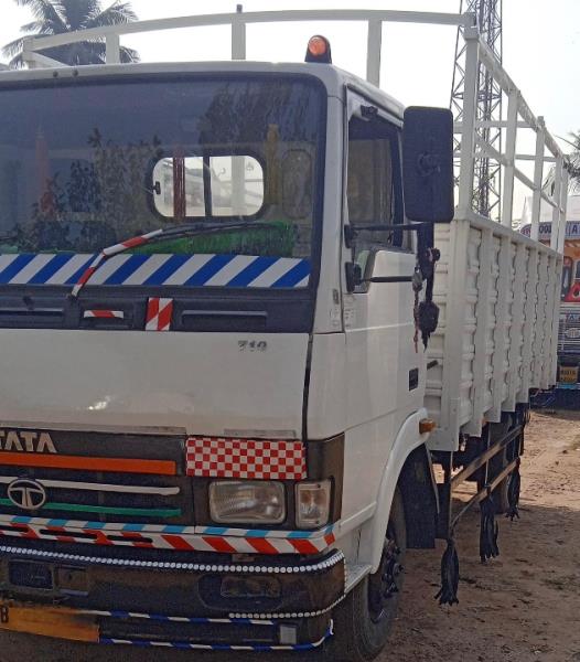 Tata 710