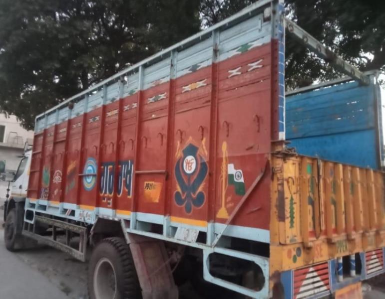 BharatBenz 1617 image 2