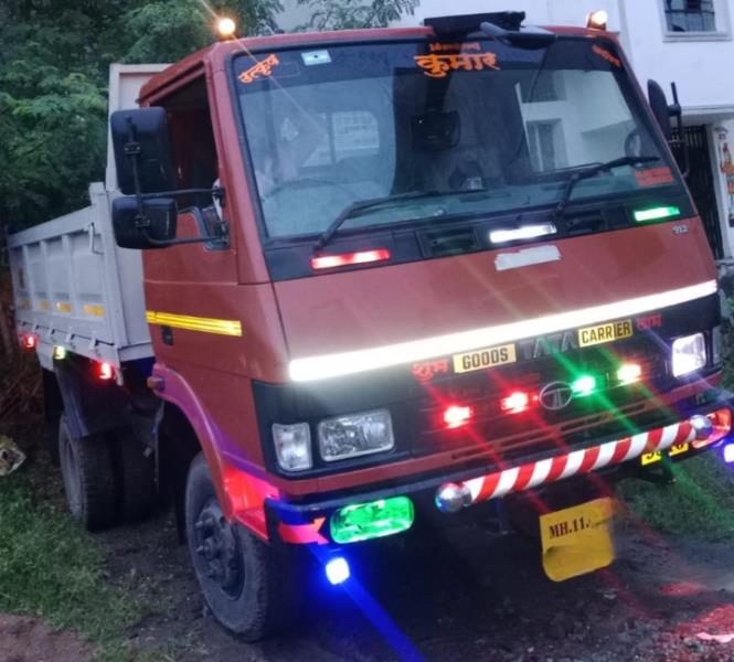 Tata 912 image 3
