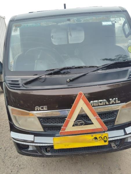 Tata Mega XL image 2