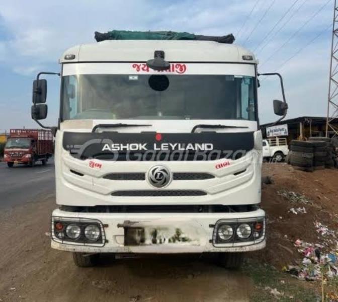 Ashok Leyland 5525