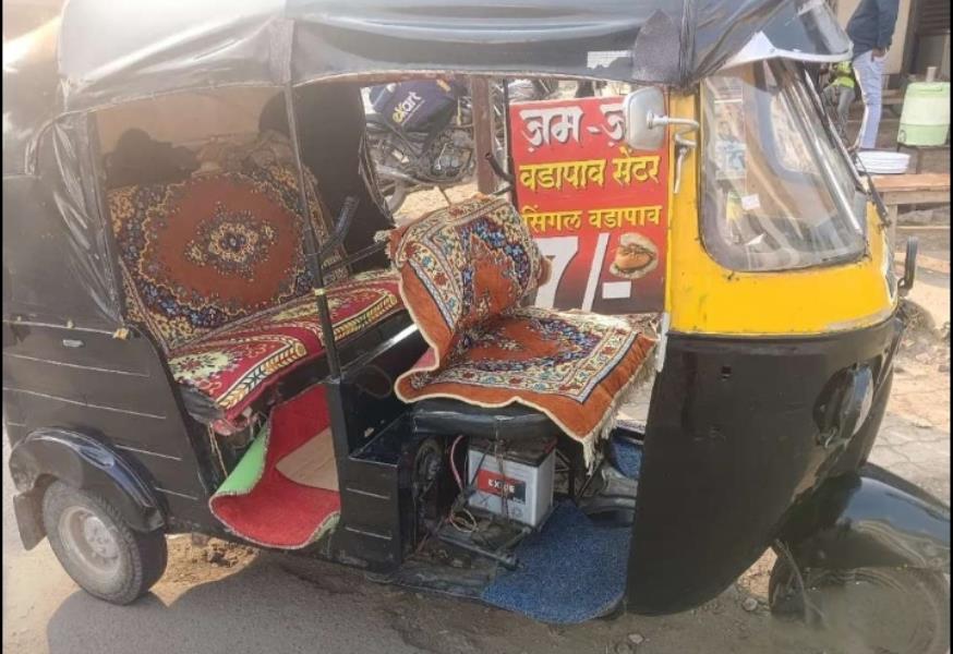Bajaj RE Mexxima image 2