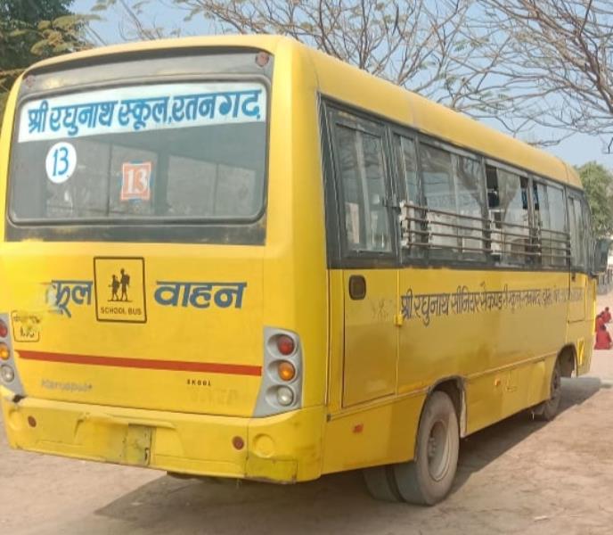 Tata LP 410 image 2