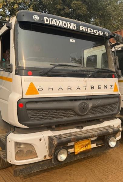 BharatBenz 5528T