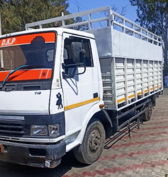 Tata 710