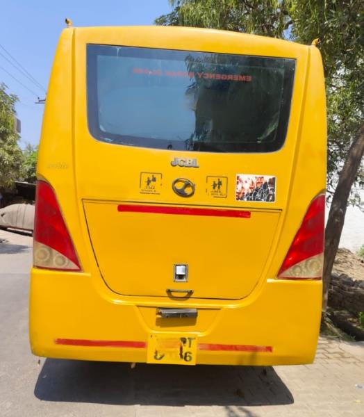 Tata LP 912 image 3