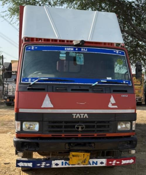 Tata 1412 image 2