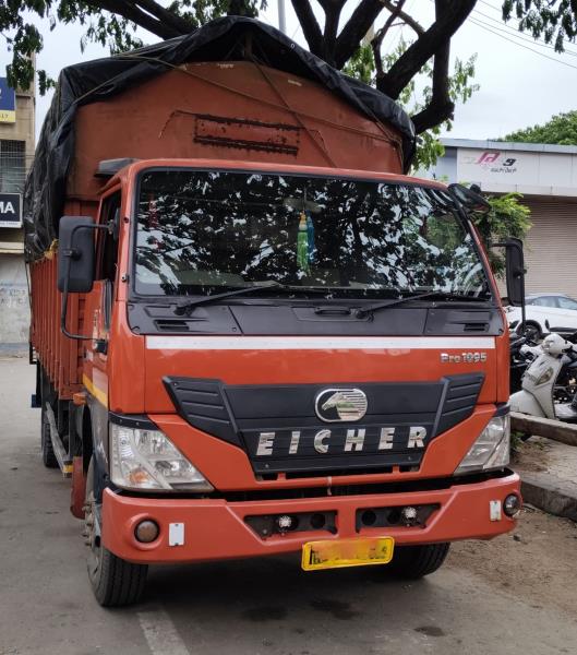 Eicher 1095 image 2