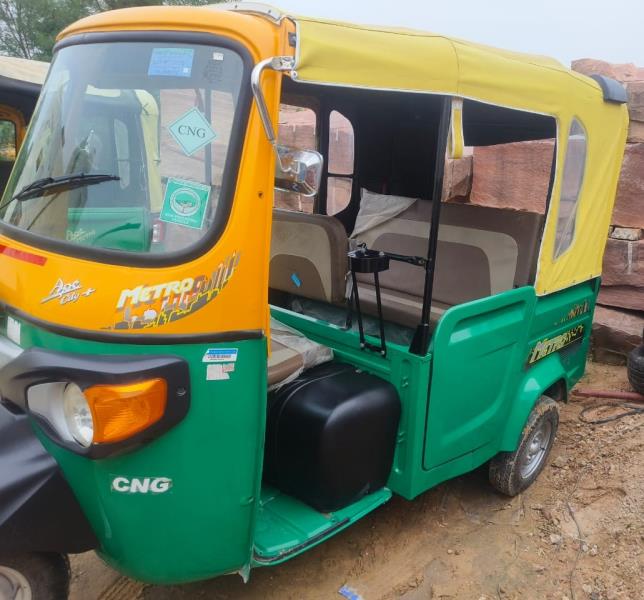 Piaggio Ape image 2