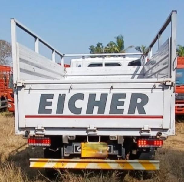 Eicher 2049 image 2