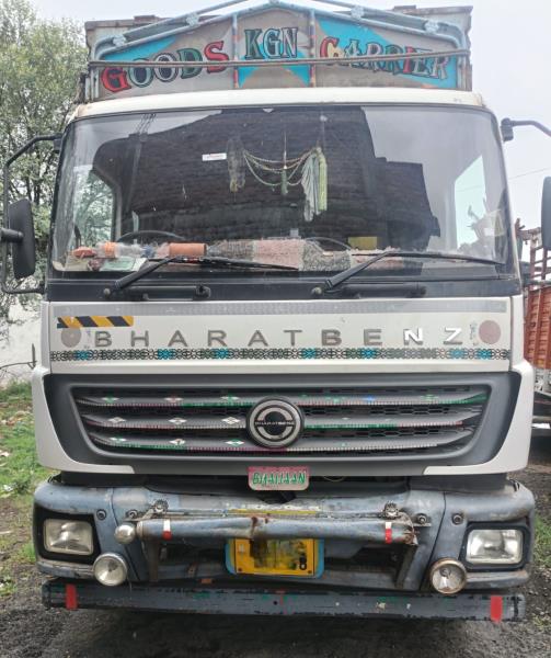 BharatBenz 3723