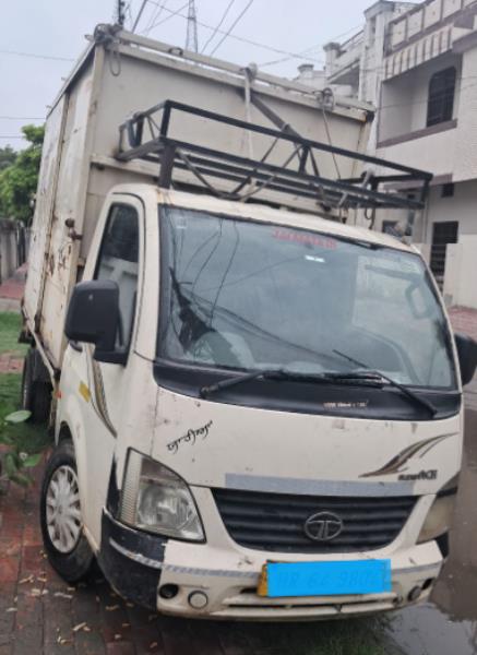 Tata Super Ace