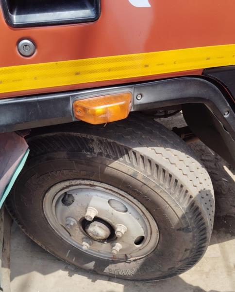 Eicher 1059 XP image 2