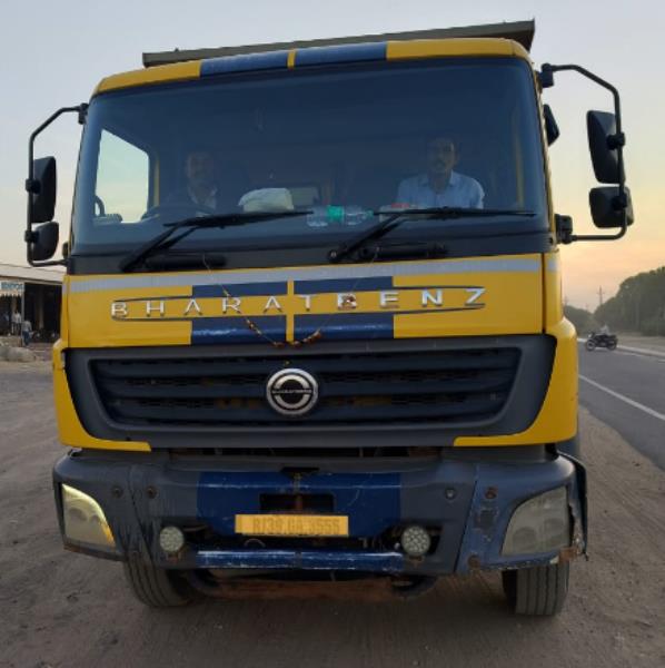 BharatBenz 2523