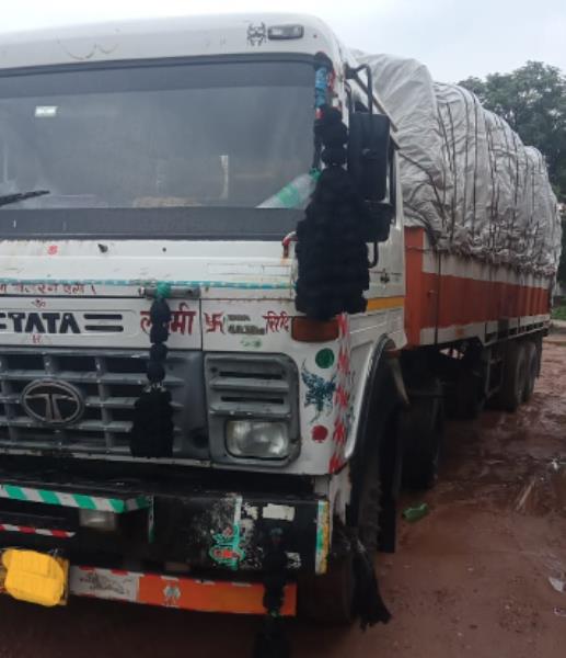 Tata 4018