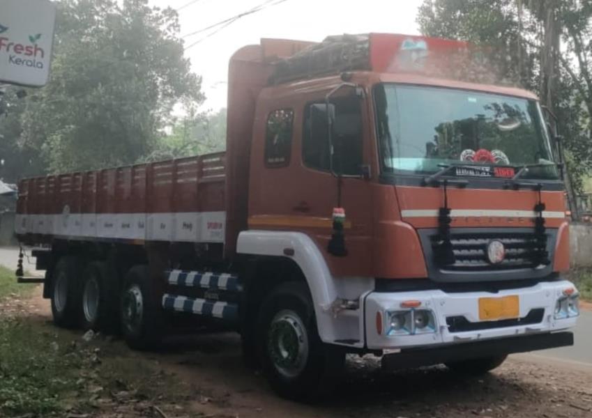 BharatBenz 1923