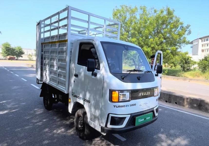 Euler Motors Turbo EV 1000 Fast Charge Small Vehicles