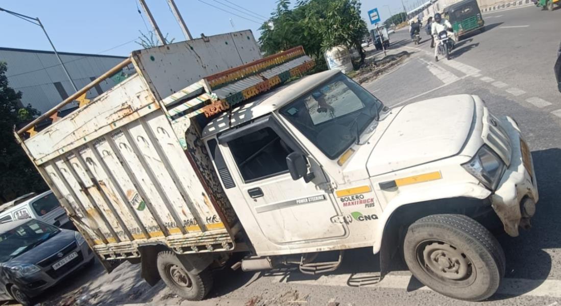 Mahindra Bolero Maxi Truck Plus