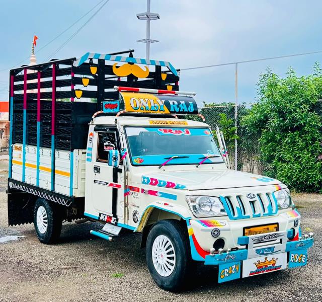 Mahindra Bolero Maxi Truck Plus image 2