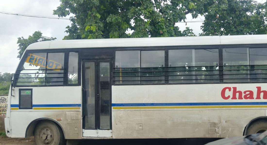 SML Isuzu S7 image 2