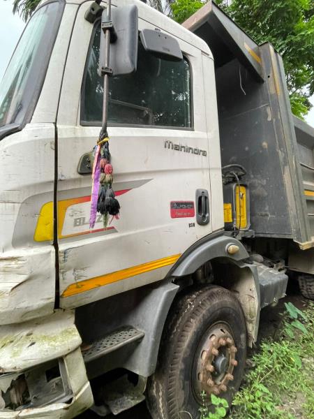 Mahindra Blazo 25 image 2