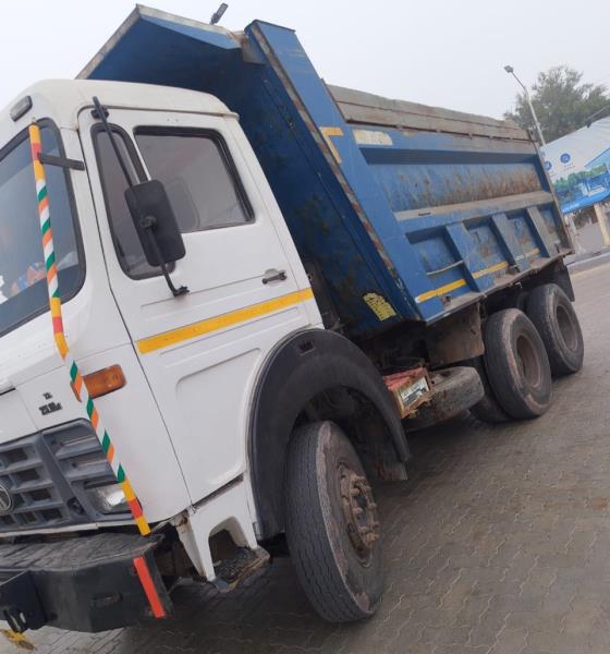 Tata 4923 image 3