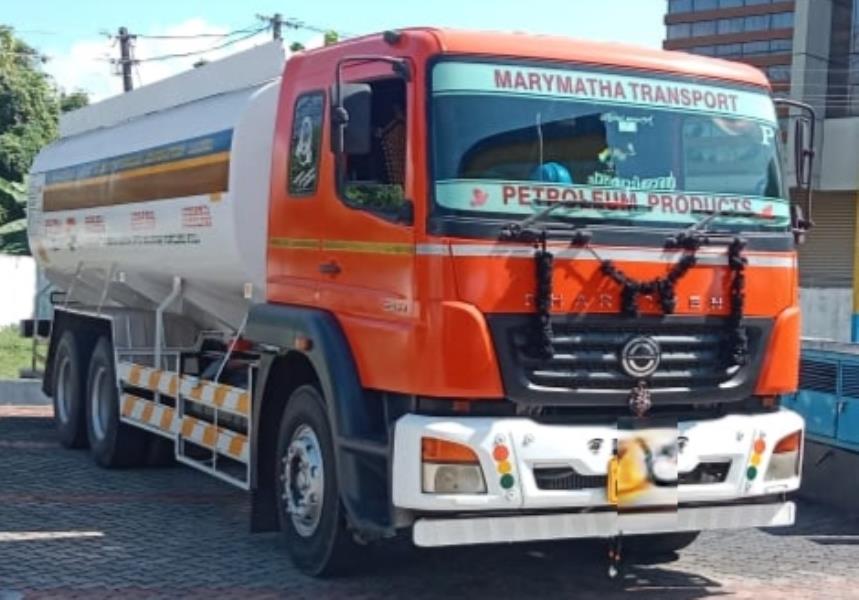 BharatBenz 2523 image 2